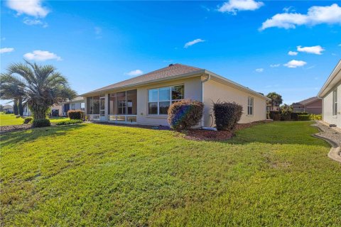 House in Summerfield, Florida 2 bedrooms, 146.32 sq.m. № 2394295 - photo 17