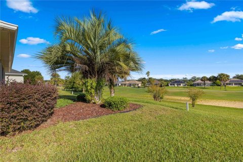 House in Summerfield, Florida 2 bedrooms, 146.32 sq.m. № 2394295 - photo 19