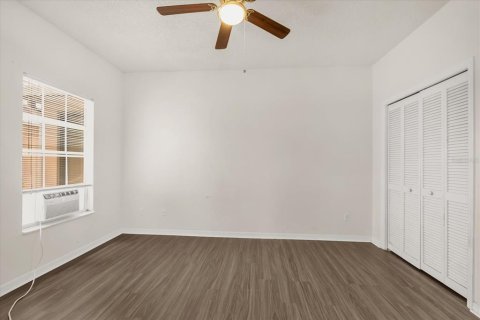 Touwnhouse à vendre à Orlando, Floride: 2 chambres, 121.24 m2 № 1911794 - photo 15