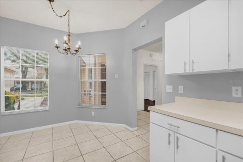 Touwnhouse à vendre à Orlando, Floride: 2 chambres, 121.24 m2 № 1911794 - photo 6