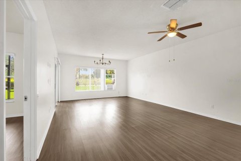 Touwnhouse à vendre à Orlando, Floride: 2 chambres, 121.24 m2 № 1911794 - photo 5