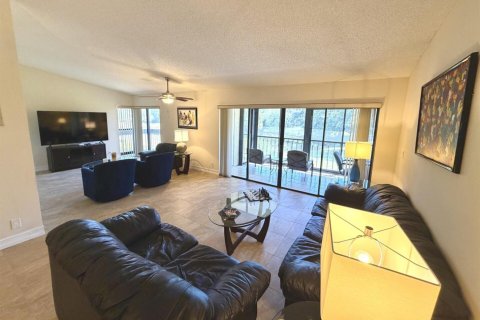 Condo in Delray Beach, Florida, 3 bedrooms  № 2179546 - photo 5