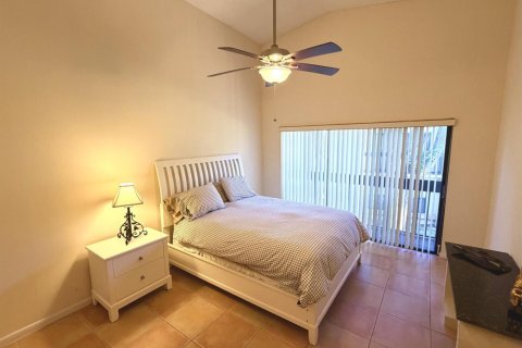 Condo in Delray Beach, Florida, 3 bedrooms  № 2179546 - photo 12