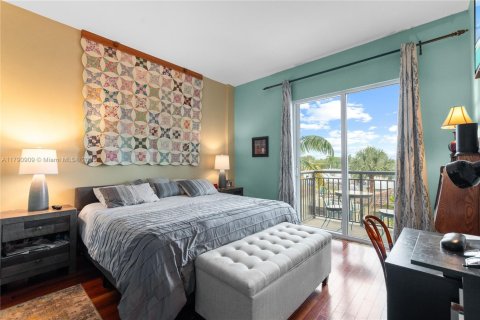 Townhouse in Wilton Manors, Florida 2 bedrooms, 153.29 sq.m. № 1726166 - photo 9