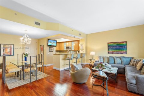 Townhouse in Wilton Manors, Florida 2 bedrooms, 153.29 sq.m. № 1726166 - photo 2