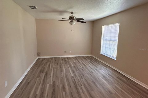 Commercial property in Ocala, Florida 6 bedrooms, 200.67 sq.m. № 2352298 - photo 6