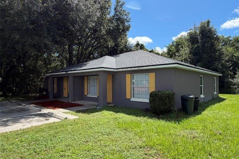 Commercial property in Ocala, Florida 6 bedrooms, 200.67 sq.m. № 2352298 - photo 3