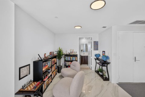 Купить кондоминиум в Майами, Флорида 2 комнаты, 187.48м2, № 2259849 - фото 8