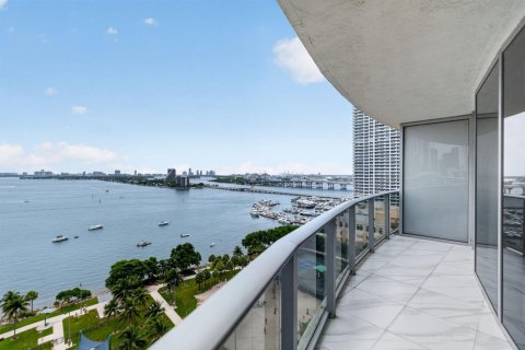 Купить кондоминиум в Майами, Флорида 2 комнаты, 187.48м2, № 2259849 - фото 22