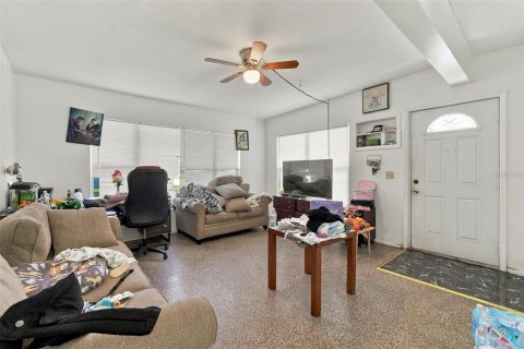 Villa ou maison à vendre à Sanford, Floride: 3 chambres, 94.2 m2 № 2390890 - photo 5