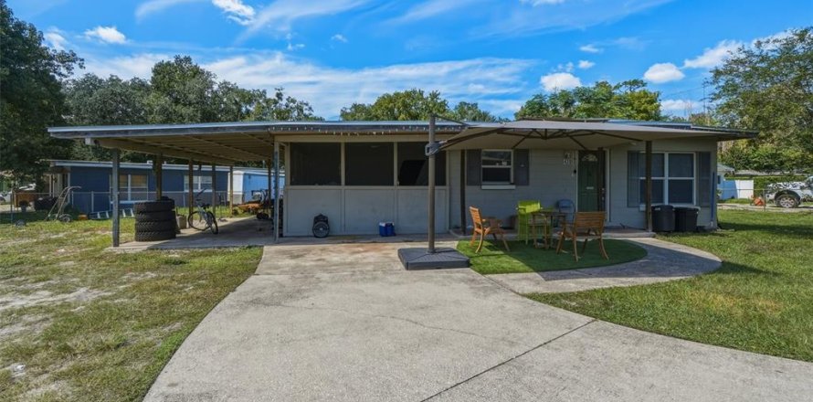 Villa ou maison à Sanford, Floride 3 chambres, 94.2 m2 № 2390890