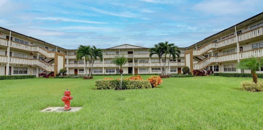 Кондоминиум с 1 спальней в Бока-Ратон, Флорида № 1986922