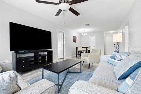 Copropriété à louer à Tampa, Floride: 2 chambres, 87.14 m2 № 2329403 - photo 6