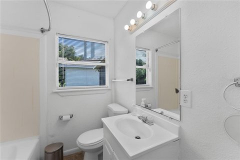 Casa en alquiler en Orlando, Florida, 4 dormitorios, 123 m2 № 1869211 - foto 12