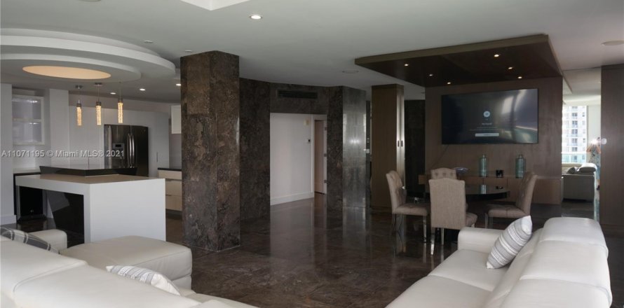 Condo à Hollywood, Floride, 3 chambres № 1764867