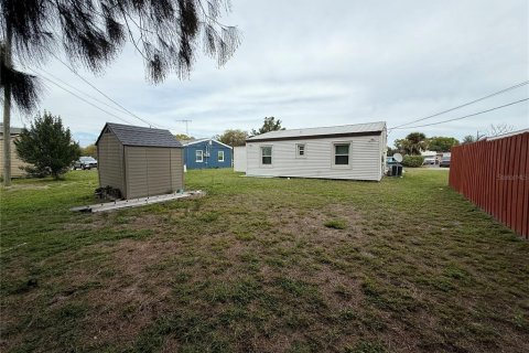 House in Melbourne, Florida 3 bedrooms, 107.02 sq.m. № 1541048 - photo 19