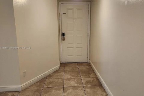 Copropriété à louer à Coral Springs, Floride: 2 chambres, 91.6 m2 № 1896902 - photo 21