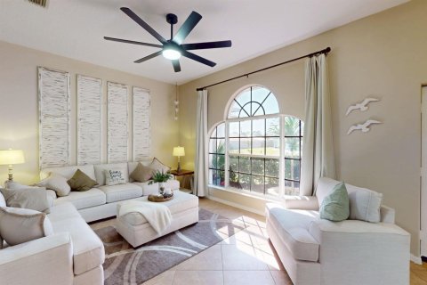House in Vero Beach, Florida 3 bedrooms, 174.38 sq.m. № 2417819 - photo 19