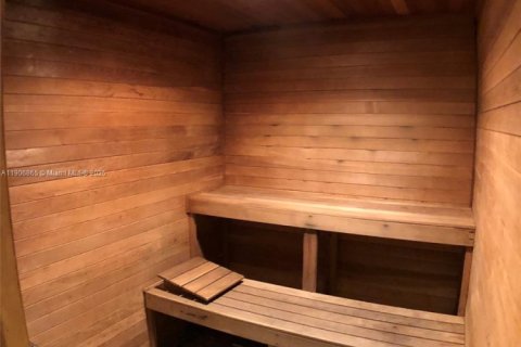 Condominio en venta en Miami Beach, Florida, 1 dormitorio, 76.18 m2 № 1963788 - foto 21