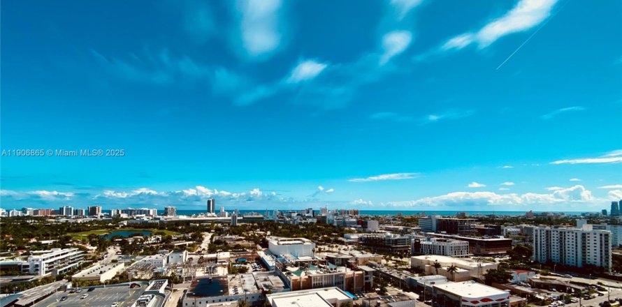 Condominio en Miami Beach, Florida, 1 dormitorio № 1963788