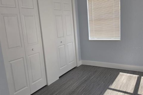 House in Tampa, Florida 3 bedrooms, 110.93 sq.m. № 2226036 - photo 27