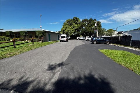 Apartment in Saint Petersburg, Florida 1 bedroom, 46.45 sq.m. № 2237298 - photo 2
