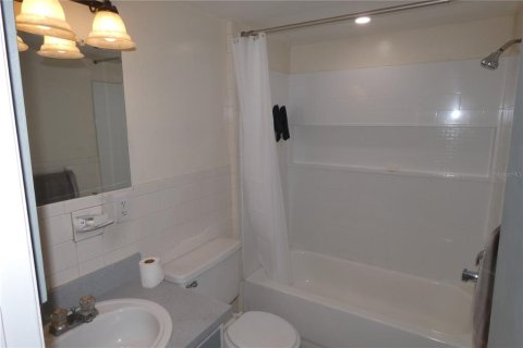 Apartment in Saint Petersburg, Florida 1 bedroom, 46.45 sq.m. № 2237298 - photo 10