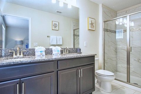 Casa en venta en Kissimmee, Florida, 6 dormitorios, 305.74 m2 № 1718066 - foto 17