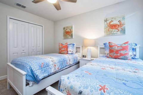 Casa en venta en Kissimmee, Florida, 6 dormitorios, 305.74 m2 № 1718066 - foto 18