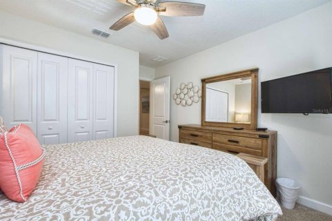 Casa en venta en Kissimmee, Florida, 6 dormitorios, 305.74 m2 № 1718066 - foto 21