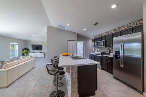 Villa ou maison à vendre à Port St. Lucie, Floride: 4 chambres, 167.78 m2 № 2146873 - photo 11
