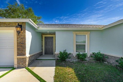 Villa ou maison à vendre à Port St. Lucie, Floride: 4 chambres, 167.78 m2 № 2146873 - photo 3
