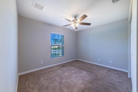 Villa ou maison à vendre à Port St. Lucie, Floride: 4 chambres, 167.78 m2 № 2146873 - photo 28