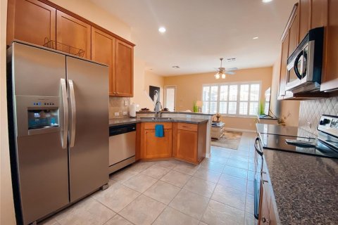 Townhouse in Longwood, Florida 3 bedrooms, 133.59 sq.m. № 2195894 - photo 6