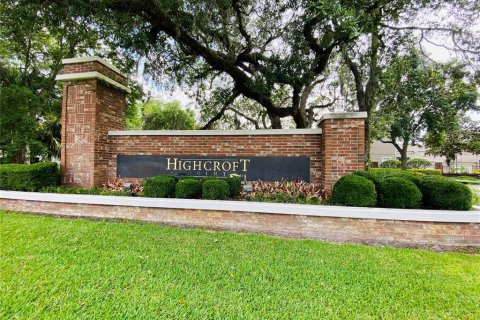 Townhouse in Longwood, Florida 3 bedrooms, 133.59 sq.m. № 2195894 - photo 3