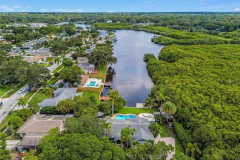 Casa en venta en Largo, Florida, 3 dormitorios, 199.74 m2 № 1796924 - foto 1
