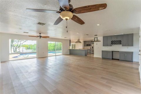 Casa en venta en Largo, Florida, 3 dormitorios, 199.74 m2 № 1796924 - foto 7