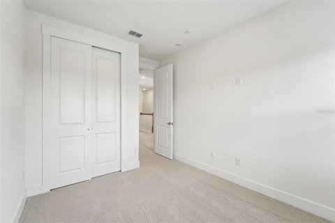 Adosado en venta en Jacksonville, Florida, 3 dormitorios, 230.21 m2 № 2267062 - foto 27