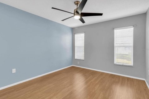 Condo in New Port Richey, Florida, 2 bedrooms  № 1767703 - photo 16