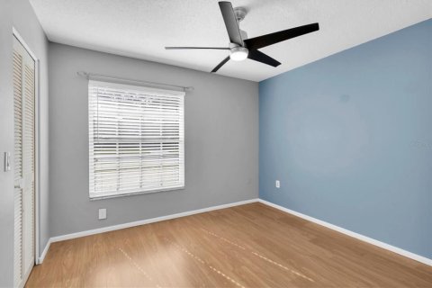 Condo in New Port Richey, Florida, 2 bedrooms  № 1767703 - photo 23