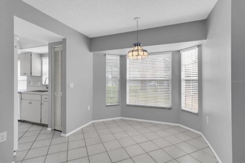Condo in New Port Richey, Florida, 2 bedrooms  № 1767703 - photo 5