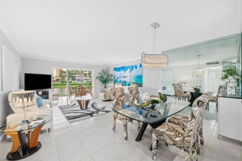 Condominio en venta en Dania Beach, Florida, 2 dormitorios, 110.55 m2 № 2250395 - foto 8