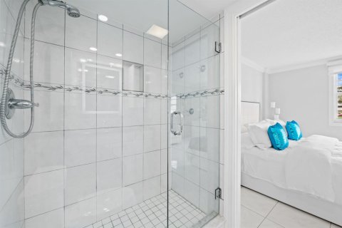 Condominio en venta en Dania Beach, Florida, 2 dormitorios, 110.55 m2 № 2250395 - foto 4