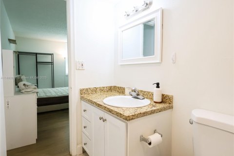 Appartement à louer à Miami, Floride: 3 chambres, 112.41 m2 № 1945664 - photo 22