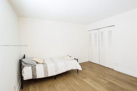 Appartement à louer à Miami, Floride: 3 chambres, 112.41 m2 № 1945664 - photo 19