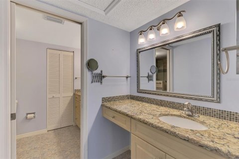 House in Venice, Florida 3 bedrooms, 133.69 sq.m. № 1884633 - photo 25