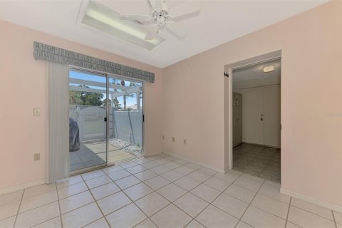 House in Venice, Florida 3 bedrooms, 133.69 sq.m. № 1884633 - photo 23