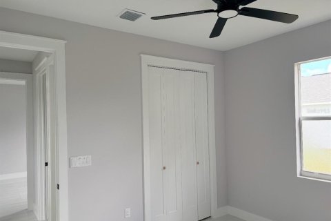 House in North Port, Florida 3 bedrooms, 182.27 sq.m. № 2204301 - photo 20