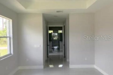 House in North Port, Florida 3 bedrooms, 182.27 sq.m. № 2204301 - photo 12