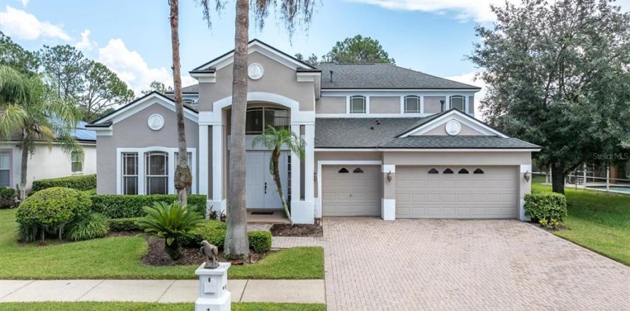 House in Tampa, Florida 4 bedrooms, 320.98 sq.m. № 2321021